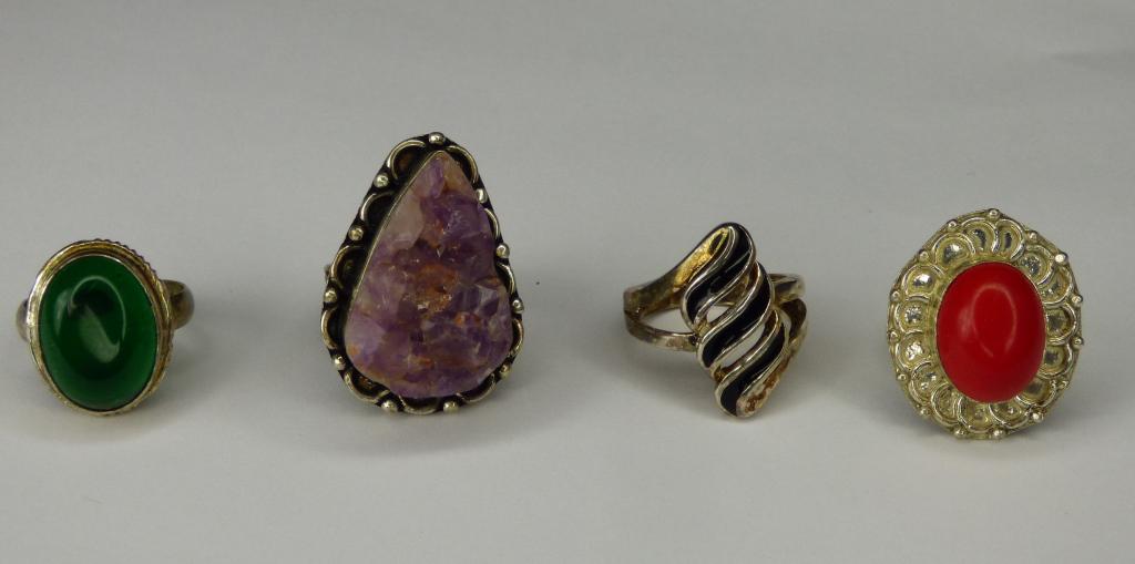 Group of Ladies Rings- all marked 925 (1 of 5)