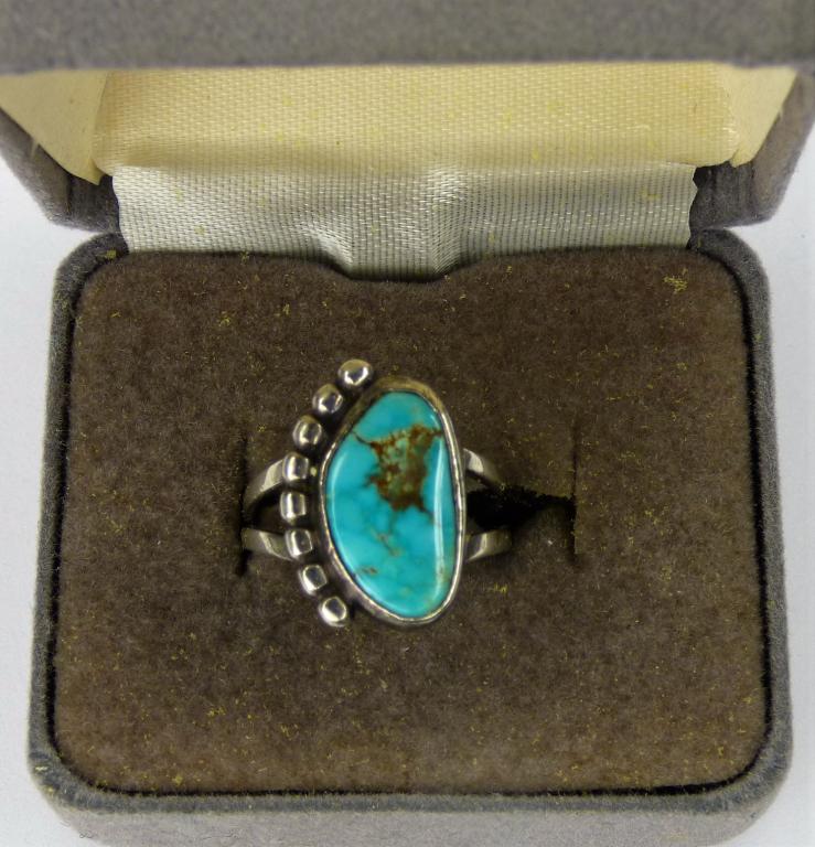 Native American Sterling Silver Ring w/ Turquoise (1 of 6)