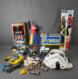 Star Wars Toys, Transformer, Action Figure, Model: Star Wars Toys, Transformer, Action Figure, Model Kit, etc.. Appear to be in good condition, some might be as found.