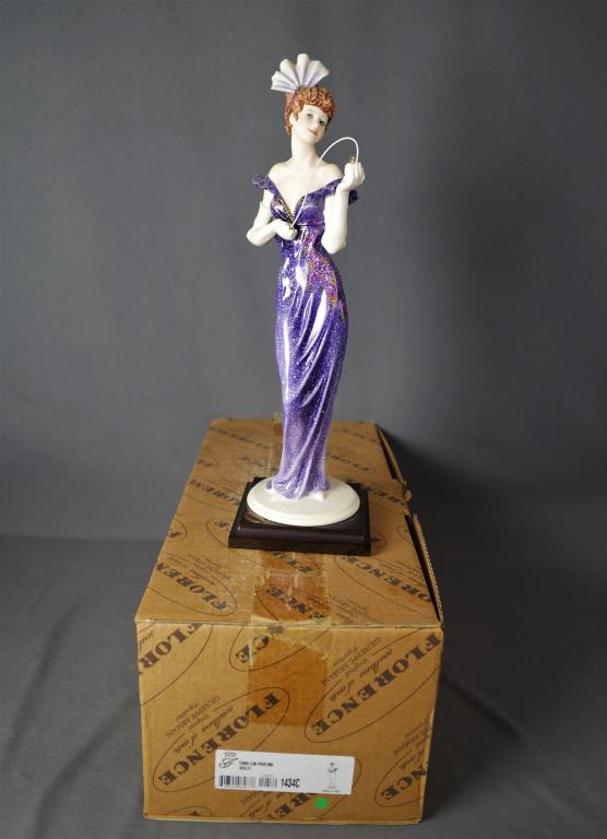 Giuseppe Armani "Ashley" 1434C Figurine: Giuseppe Armani "Ashley" 1434C Figurine with Original Box. 14" tall. Good Condition.