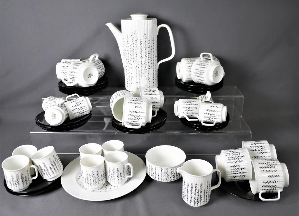 Rosenthal Coffee/ Tea Porcelain Set Tapio Wirkkala: Rosenthal Tapio Wirkkala design Coffee/ Tea Set. Includes Coffee Pot; 12 Tea Cups with 12 Saucers; 12 Coffee Cups with 6 Saucers; Creamer, Sugar Bowl and Serving Plate. All are in near mint condition.