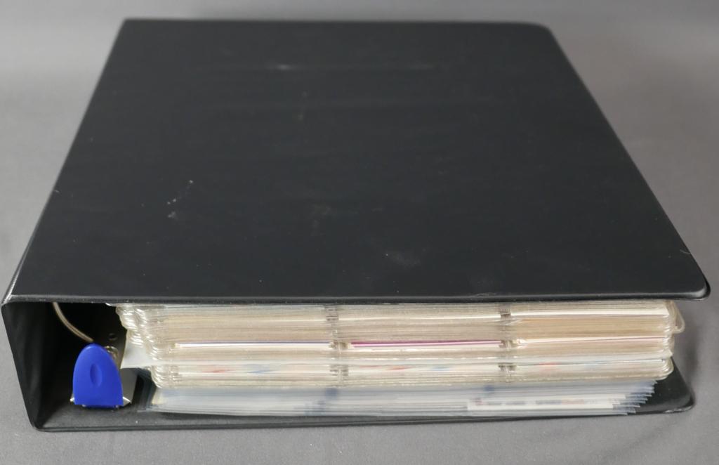 Full FInder of 1988 Baseball Trading Cards (1 of 12)