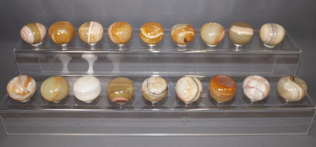 Vintage Genuine Onyx Gear Shift Knobs/ Door Pulls (1 of 5)