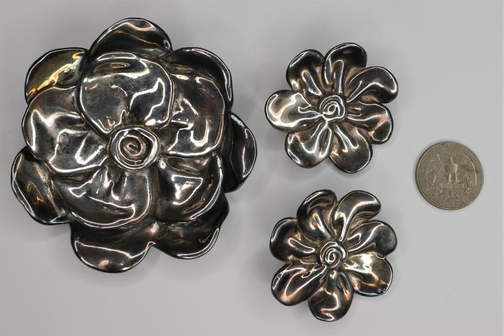 Large Sterling Silver Flower Brooch & Earrings (1 of 5)