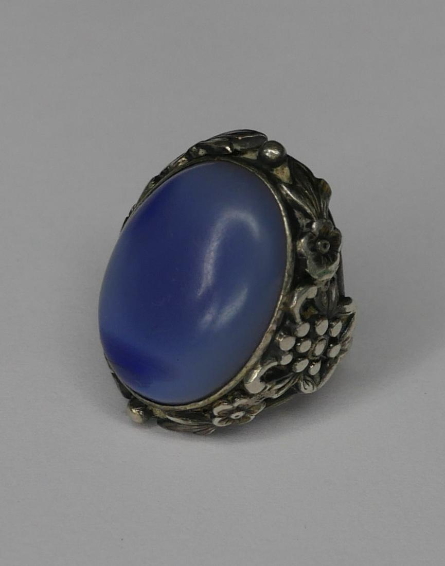 Vintage Ladies Sterling Silver Ring w/ Blue Stone (1 of 6)