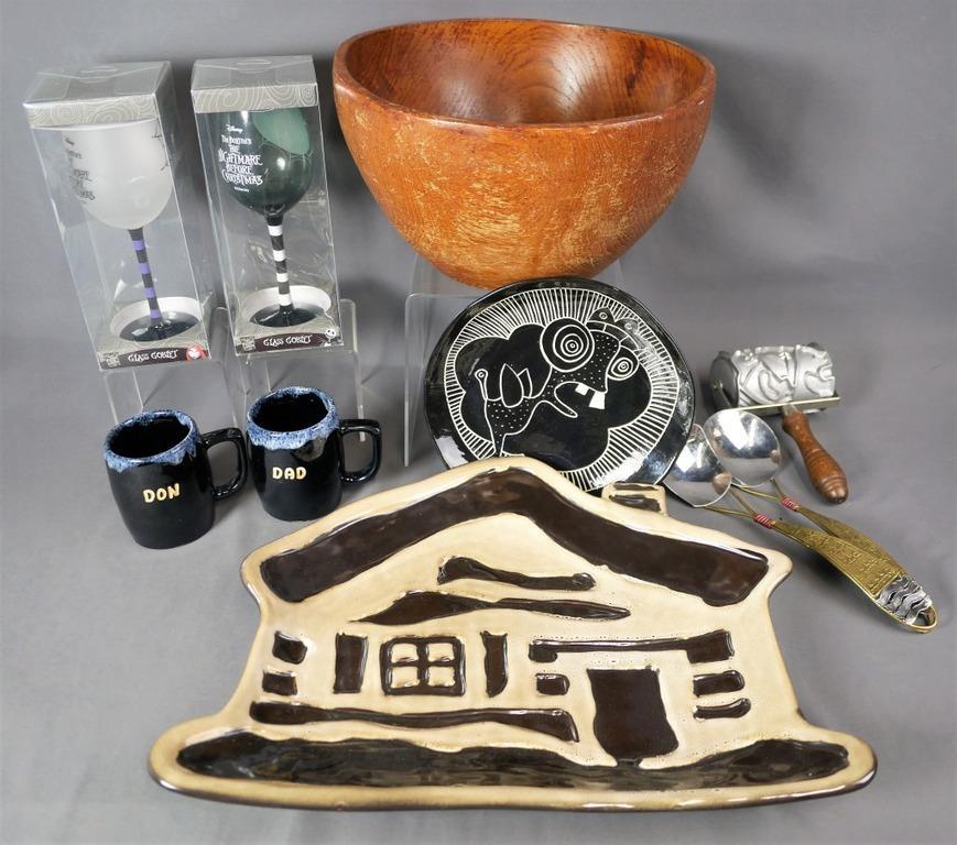 Pottery Carved Bowls, Van Briggle Mugs, Disney Goe: Art Pottery, Carved Bowls, Van Briggle Mugs, Nightmare before Christmas Wine Goblets, etc.. Alla re in good condition.
