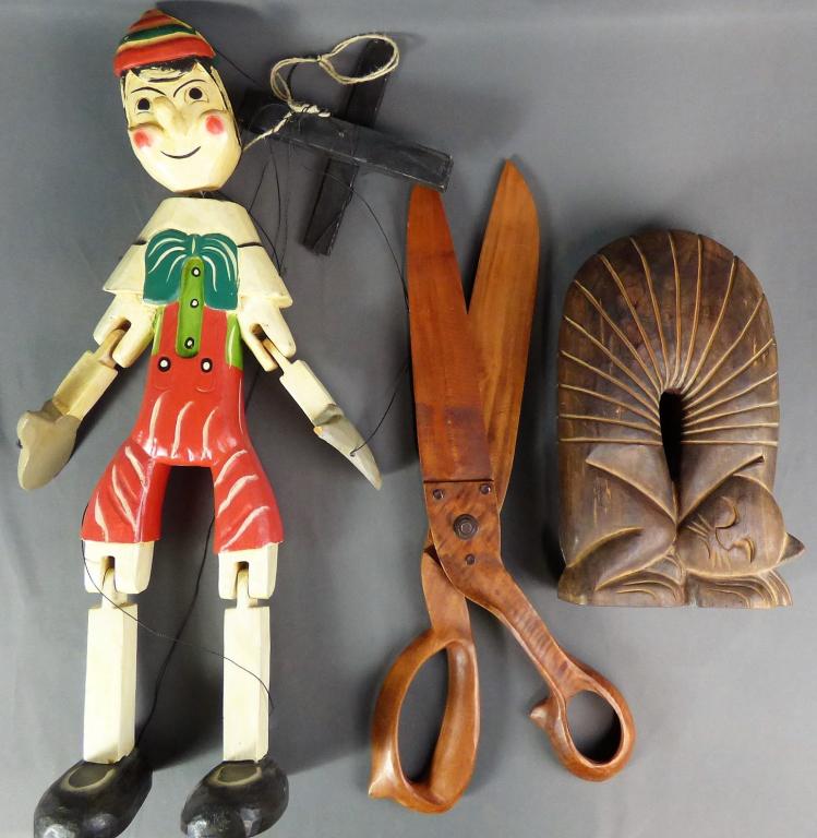 Large Wood Carved Pinocchio Cat Carved Marbles Gam (1 of 7)