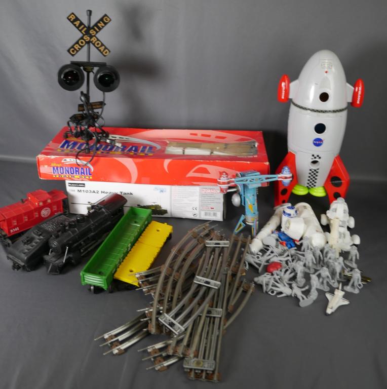 Vintage Toys- Trains, Tank Model Kt, Rocket, Tin n (1 of 8)