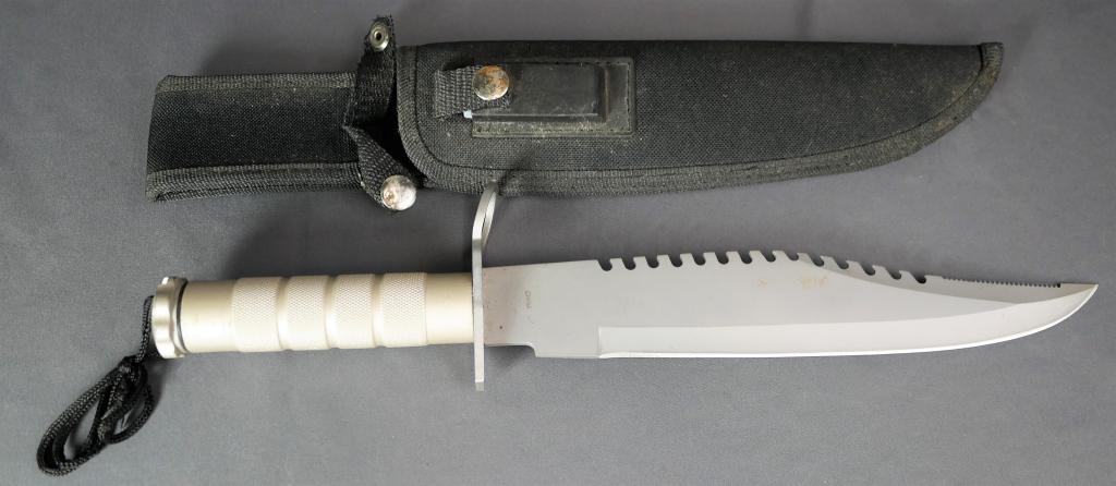 Frost Cutlery Survival Bowie Fixed Blade Knife: Frost Cutlery Survival Bowie Fixed Blade Knife with survival pack & compass in handle.. 15" long. Good Condition.