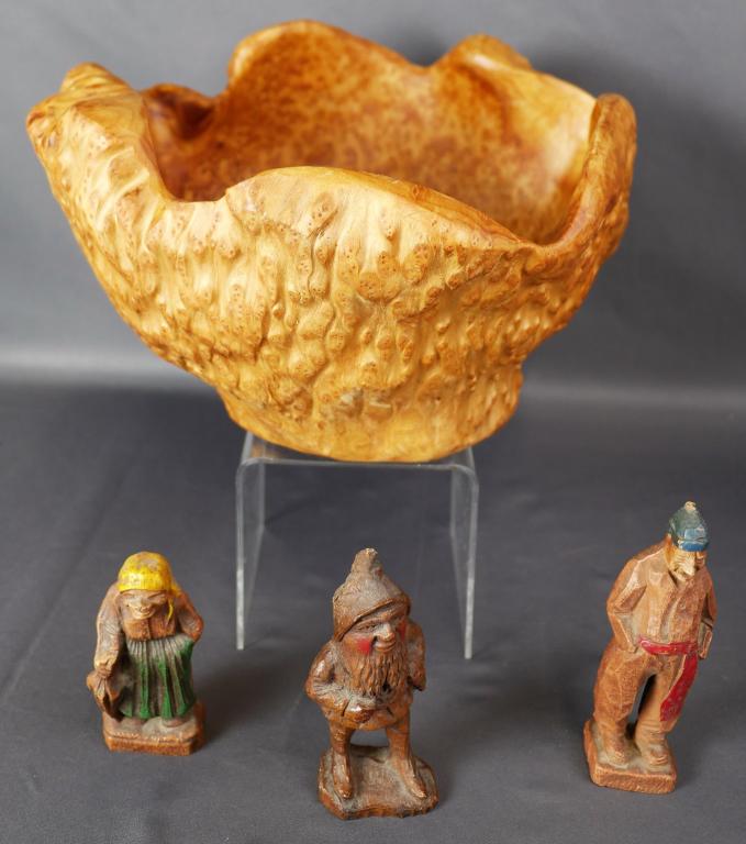 Large Organic Burl Wood Centerpiece Wooden Bowl: Large Organic Burl Wood Centerpiece Bowl. Most Likely Birdeye maple. Comes with 3 Carved Figurines. Bowl isMarked "CON" at the bottom. Bowl is approx. 13" x 11" x 6". Figurines are 4" tall. Good Condi