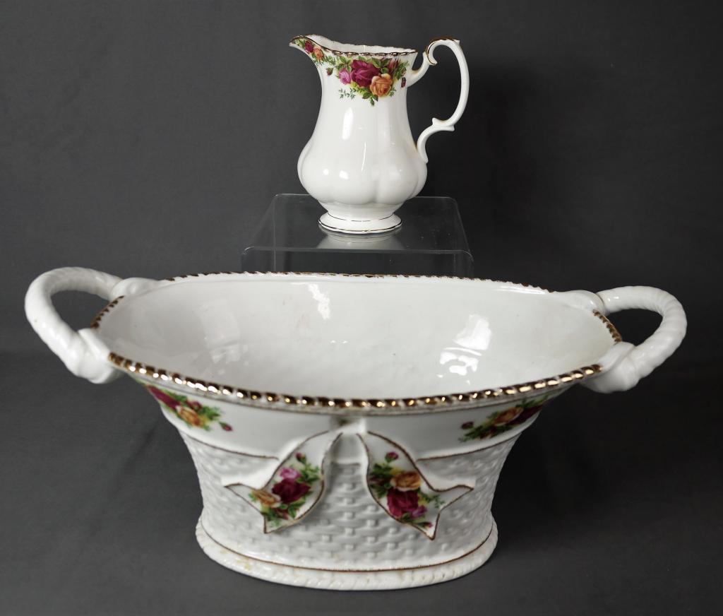 Royal Albert Old Country Roses Centerpiece Basket: Royal Albert "Old Country Roses" Large Bone China Centerpiece Basket and Pitcher. 17" x 8" x9" and 7" x 6" x 5". Good Condition.