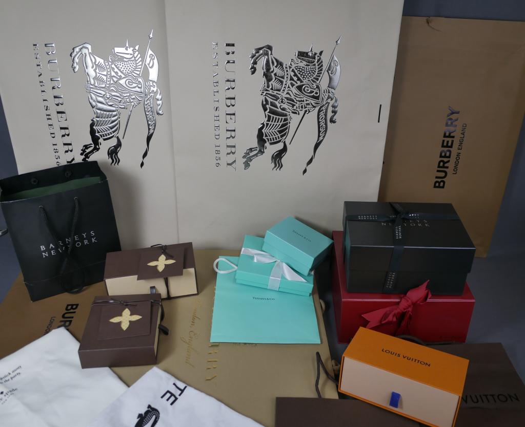 Vuitton, Tiffany, Burberry, Cartier Gift Boxes & P: Louis Vuitton, Burberry, Cartier, Tiffany & Co, Barneys New York Gift Boxes and Paper Bags. All are in good condition.