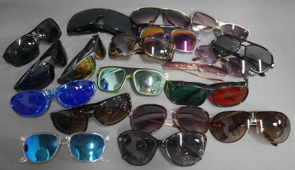 Fashion Sun Glasses Assortment- Chanel, Vogue, Sol: Group of Fashion Sun Glasses including Chanel, Vogue, Tap Out, Kenneth Cole, etc... Good overall condition, some might show a bit more wear.