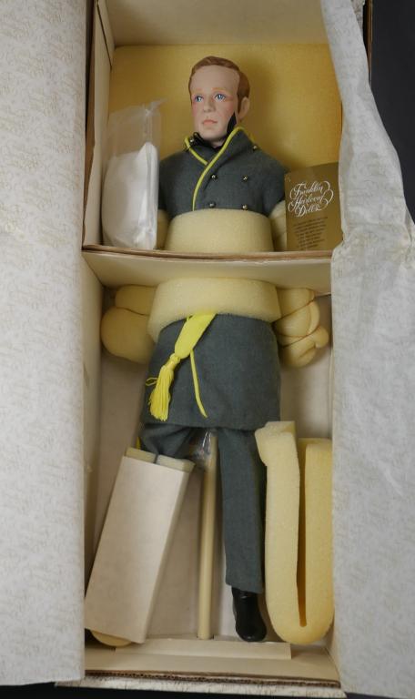 Franklin Heirloom Gone With The Wind Ashley Doll: "Gone With The Wind" Ashley Wilkes Porcelain Doll by Franklin Heirloom. Mint in original box with COA.