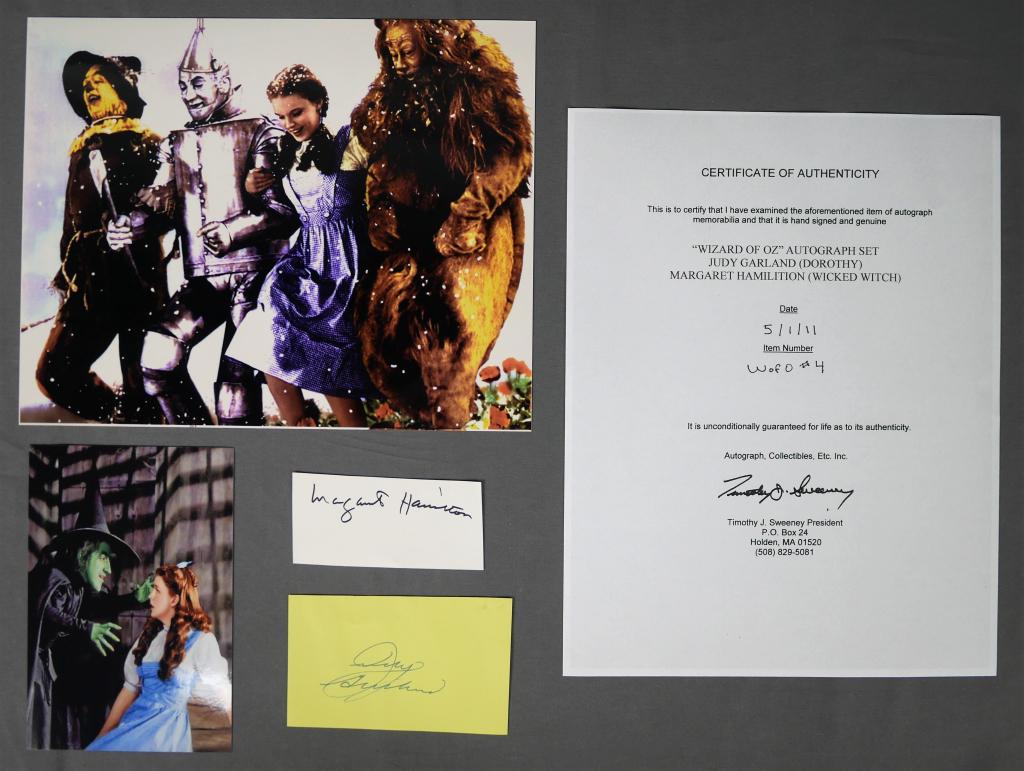 Wizard of Oz Autograph Set- Judy Garland & Margare: "Wizard of Oz" Autographes/ Signatures- Judy Galrand (Dorothy) and Margaret Hamilton (Wicked Witch). Come with Certificate of Authenticity. Condition: Good. We truly believe that this item is authenti