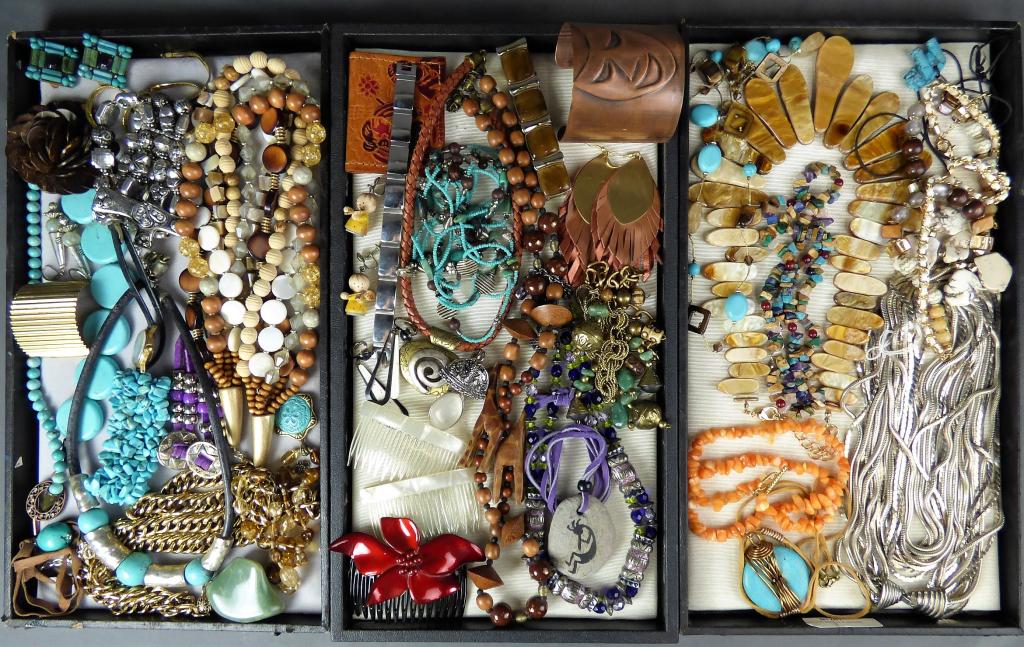 Vintage Costume Jewelry Assortment- Necklaces, Bra (1 of 7)