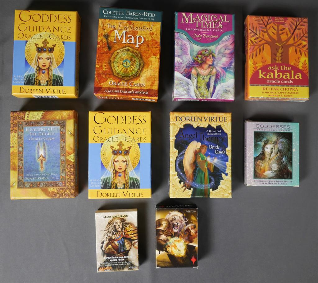 Oracle/ Fortune Telling Cards & Magic the Gatherin (1 of 3)