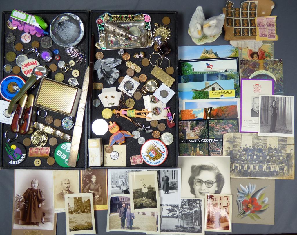 Grandma's Junk Drawer Lot- Coins, Tokens, Jewelry (1 of 12)