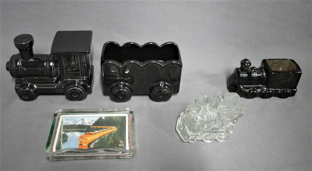 Vintage McCoy Ltd Pottery Train Engine,Glass Engi (1 of 11)
