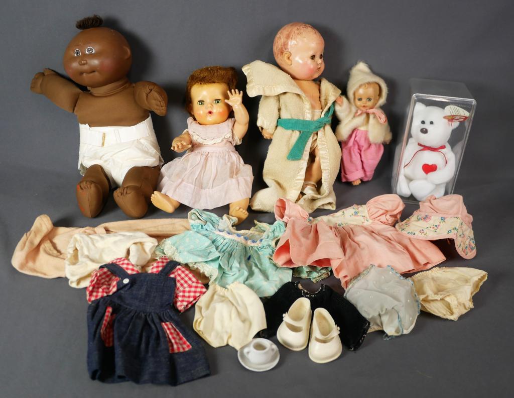 Vintage Dolls- Dy-Dee Baby, Cabbage Patch Kids (1 of 14)