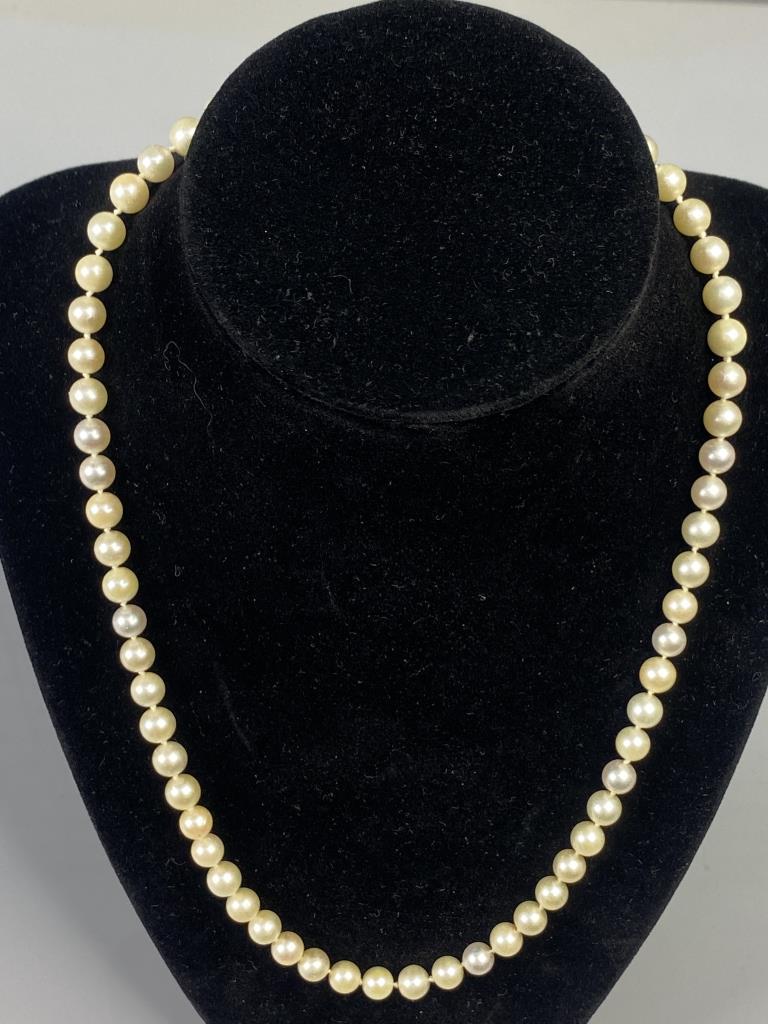 Natural Pearls Necklace with 14k White Gold Clasps (1 of 3)