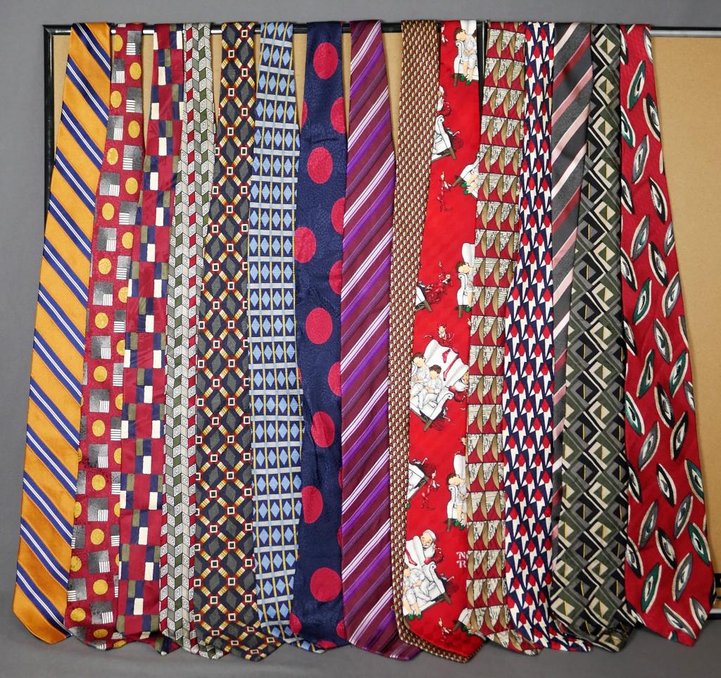 Group of Designer Men's Neck Ties (1 of 3)