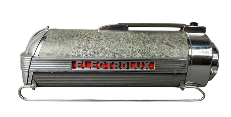 1930's Vintage Electrolux Model XXX Vacuum Cleaner (1 of 6)