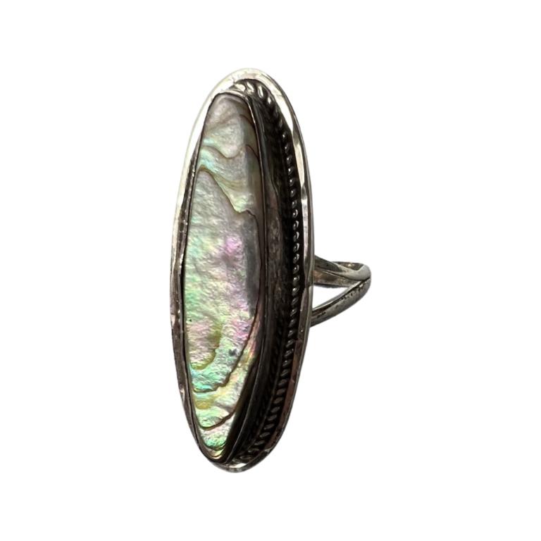 Sterling Silver Coctail Ring w/ Abalone Shell: Sterling Silver Ladies Coctail Ring with Abalone Shell. Size- 6. Good Condition.