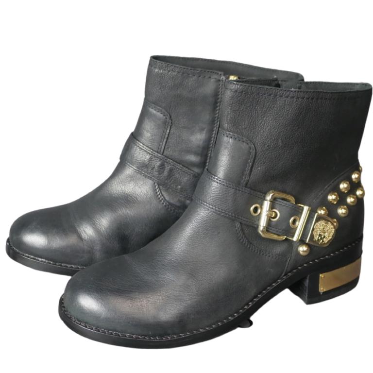 Vince Camuto Black Windetta Ladies Boots Sz 9: Vince Camuto- Black Windetta Ladies Boots. Size 9M. New in original box.