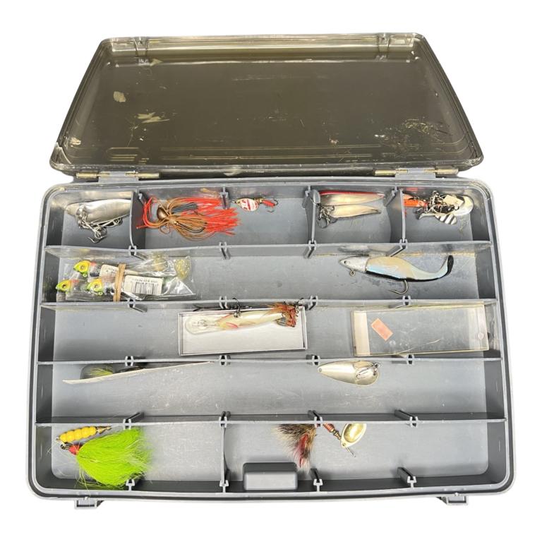 Vintage Fishing Tackle Box w/ Lures & Accessories: Vintage Fishing Tackle Box filled with Lures, Baits & Accessories.