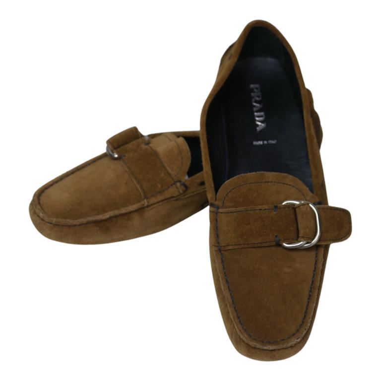 Prada Designer Mens Suede Loafers/ Shoes Sz 9: Prada Designer Mens Suede Loafers/ Shoes. Size 37 (9 1/4). Good Condition.