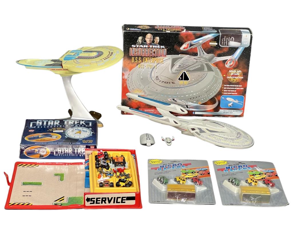 Star Trek USS Enterprise Model, Die-Cast Micro Rar (1 of 15)