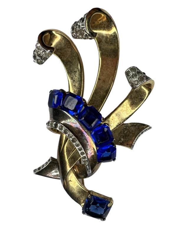 Large 1950's Mazer Bros Sterling Silver Brooch Pin: Large 1950's Mazer Bros Sterling Silver Brooch with Rhinestones. 3 1/2" x 2". Good overall condition, few small stones might be missing.