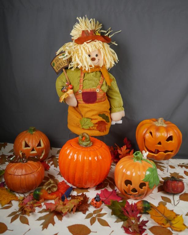 Halloween Pumpkins & Scarecrow Decor (1 of 6)