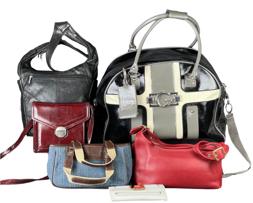 Lot of Ladies Purses/ Handbags- Coach, Hilfiger: Lot of Ladies Purses/ Handbags amd Wallet including Coach, Hilfiger, Guess. Used, normal wear, some alterations might be needed. Esquis Auction does not have specialists on designer purses and handbag