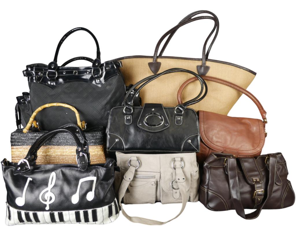 Lot of Vintage Ladies Purses/ Handbags/ Bags: Lot of Vintage Ladies Purses/ Handbags/ Bags. Good overall condition, normal wear.