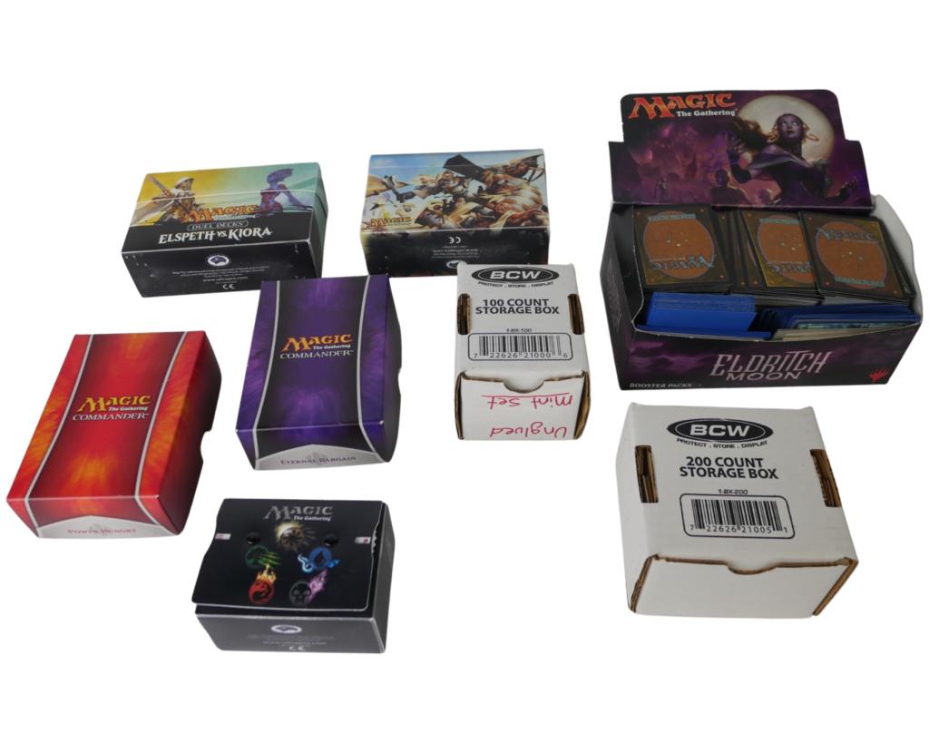 Large Lot of Magic the Gathering Fantasy Cards: Large Lot of Magic the Gathering Fantasy Cards