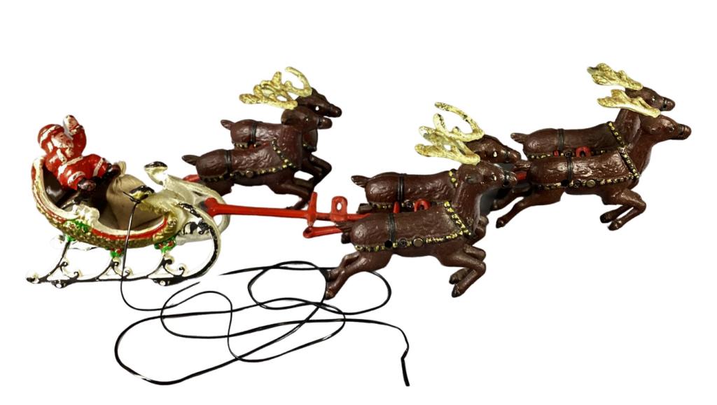 Vintage Cast Iron Santa Sleigh with Six Reindeers (1 of 5)