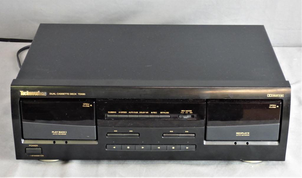 Vintage Techwood TDX85 Dual Cassette Deck Player (1 of 7)