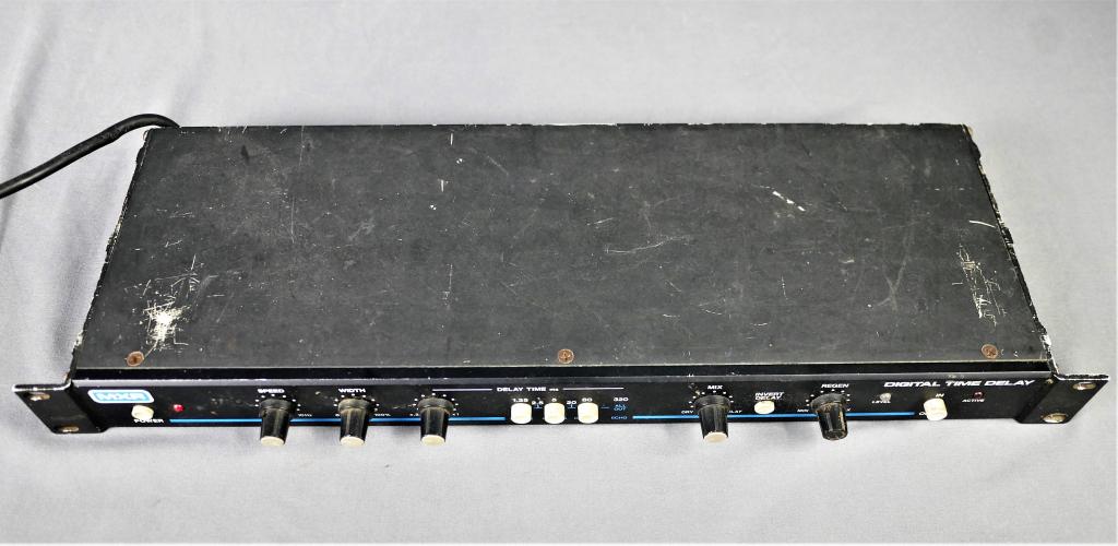 Vintage MXR Digital Time Delay Rack Mount (0201) on Nov 20, 2022