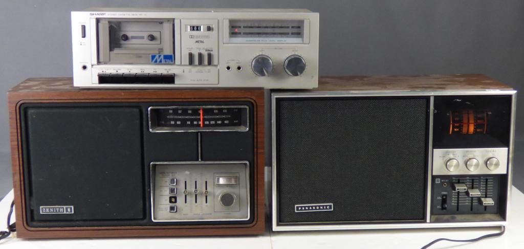 Two Vintage Radios and Vintage Tape Deck (1 of 6)
