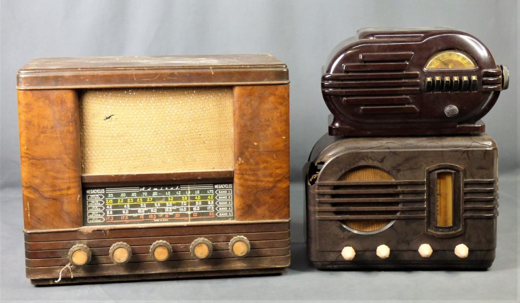 Group of Vintage Tube Radios- Admiral, GE (1 of 14)