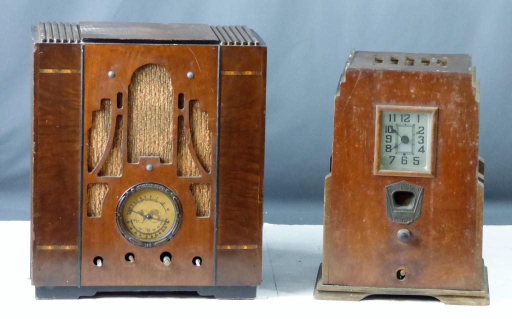 1930's Art Deco Tube Radios- Atwater Kent & Music: 1930's Art Deco Tube Radios- Atwater Kent & Music Master. Used, show wear, missing knobs and back panels, untested.