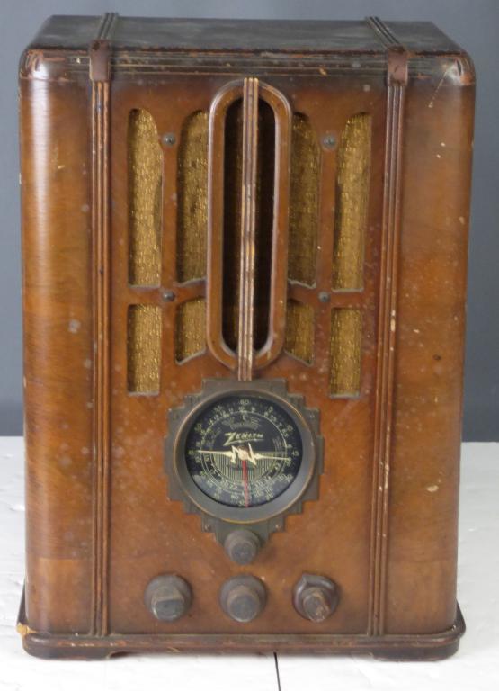 1936 Zenith 5-S-29 Tube "Tombstone" Radio (1 of 8)
