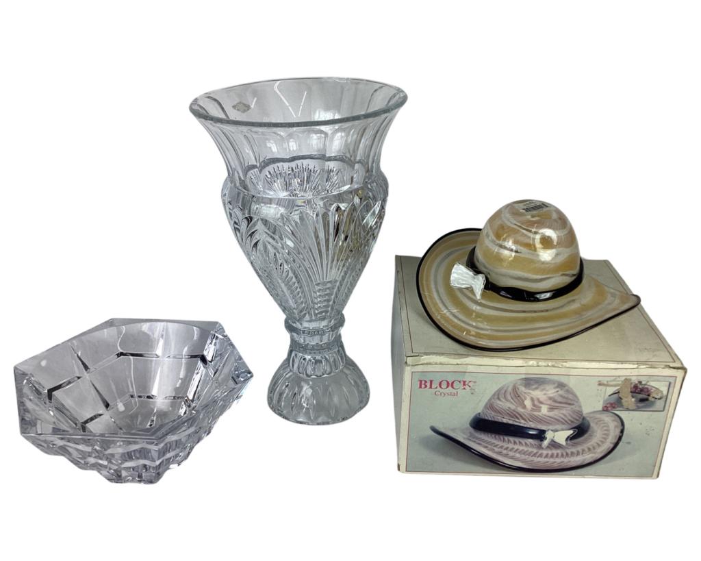 Art Glass & Crystal Vase, Bowl & Hat (1 of 14)