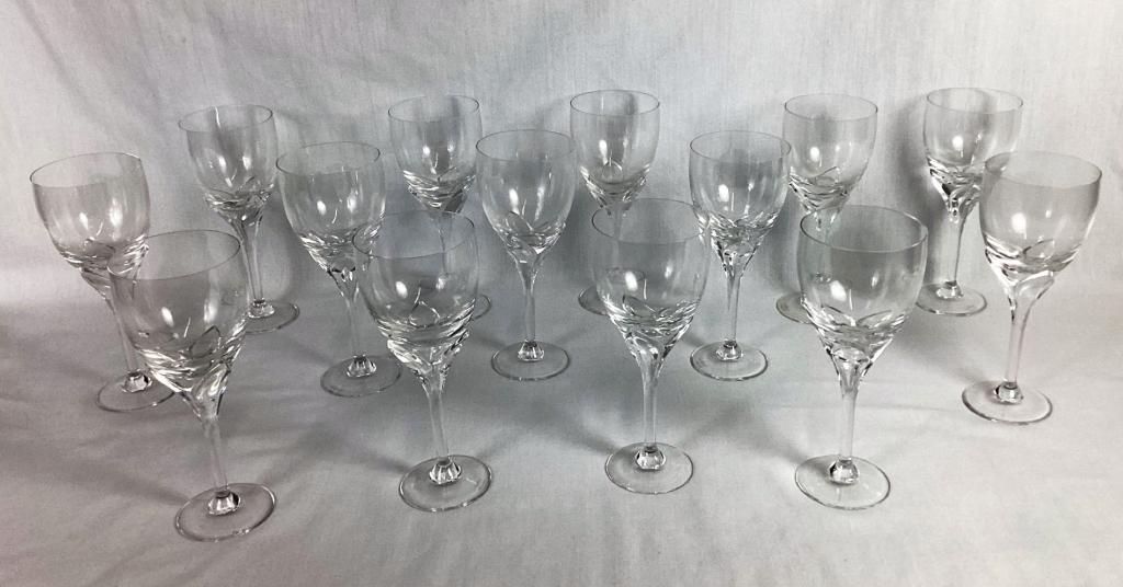Rosenthal Studio Line Crystal Wine Glasses: Lot of 14 Rosenthal Studio Line Crystal Wine Glasses. 8 1/2" tall. All are in good Condition.