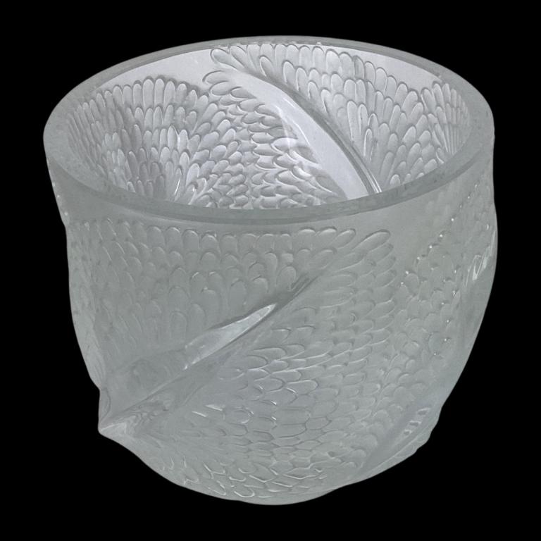 Lalique France Andromeda Crystal Vase (1 of 5)