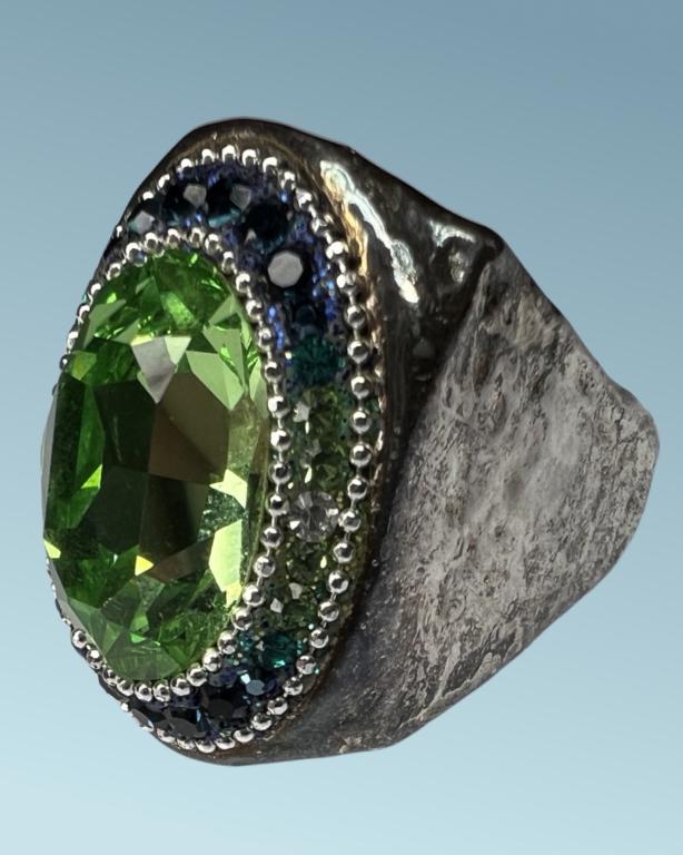Orit Shatzman Sterling Silver & Peridot Ring (1 of 6)