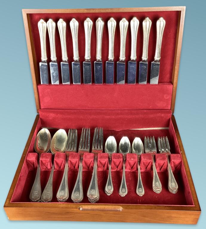 Paul Revere by Towle Sterling Silver Flatware Set (1 of 5)