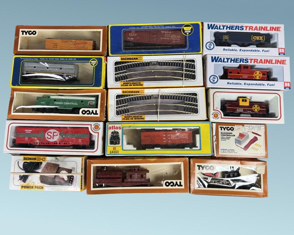 Tyco, Atlas, Walters HO Scale Locomotives & Cars (1 of 4)
